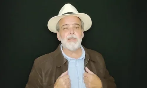 
          Imagem ilustrativa da imagem Claudio Cinti, ator de 'Zorra Total', é internado e pede ajuda a seguidores
          