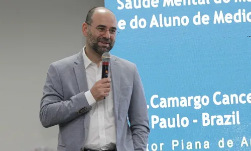 
          Imagem ilustrativa da imagem Congresso Médico Estadual: “Médico acha que dá conta de tudo”
          