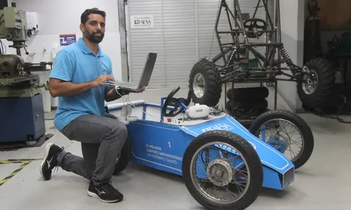 
          Imagem ilustrativa da imagem Corpo de Bombeiros discute regras para recarga de carros elétricos
          