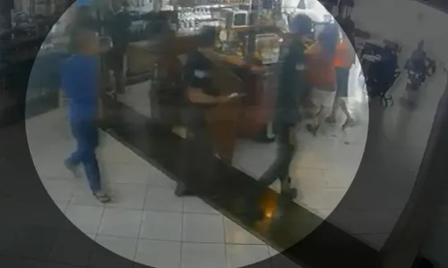 
          Imagem ilustrativa da imagem Reportagem da TV Tribuna sobre almoço de policiais com detento é destaque nacional
          