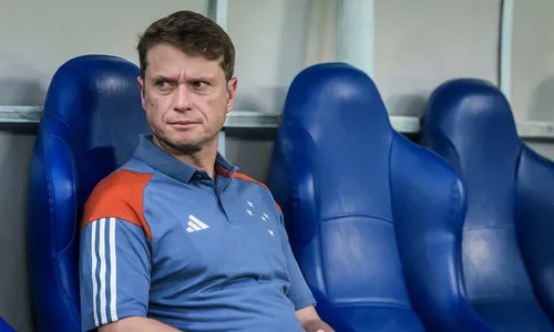 
          Imagem ilustrativa da imagem Cruzeiro anuncia a demissão do técnico Fernando Seabra
          