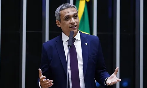 
          Imagem ilustrativa da imagem Deputado Gustavo Gayer é alvo de buscas da PF sob suspeita de desvio de verba
          