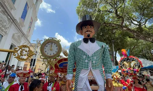 
          Imagem ilustrativa da imagem Desfile do Homem da Meia-Noite em 2025 será um dos mais belos da História
          