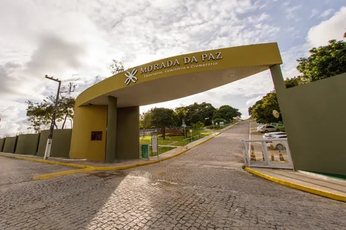 
          Imagem ilustrativa da imagem Dia de Finados movimenta o Morada da Paz com visitas aos jazigos e homenagens
          