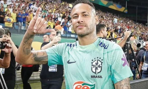 
          Imagem ilustrativa da imagem Dorival conversa com Neymar e define retorno do camisa 10 apenas em 2025
          