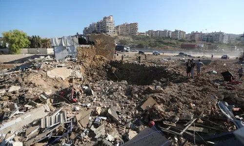 
          Imagem ilustrativa da imagem Drone atinge porto na cidade de Eilat, no sul de Israel, e deixa dois feridos leves
          