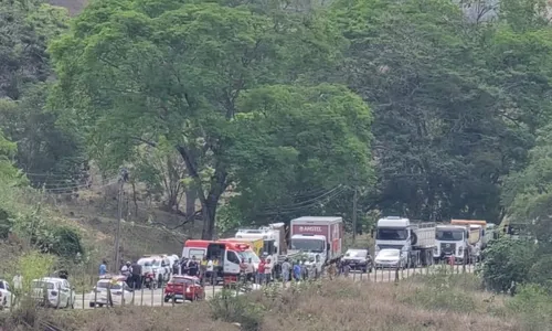 
          Imagem ilustrativa da imagem Duas pessoas morrem após acidente em rodovia no ES
          