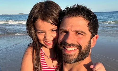 
          Imagem ilustrativa da imagem Duda Nagle fala sobre como abordou o divórcio de Sabrina Sato com a filha, Zoe
          