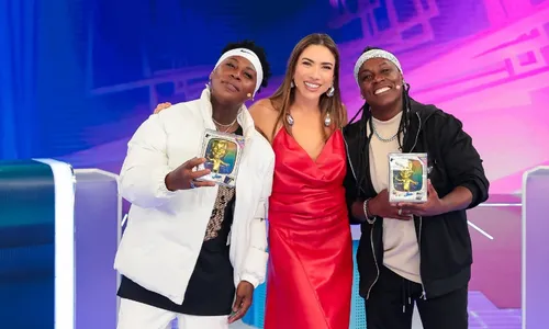 
          Imagem ilustrativa da imagem Duelo entre Pepê e Neném neste domingo no Programa Silvio Santos
          