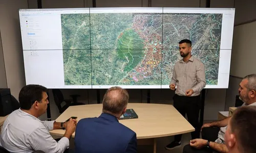 
          Imagem ilustrativa da imagem ES anuncia "vigia espacial" para identificar queimadas e desmatamento em tempo real
          