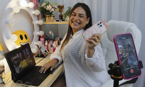 
          Imagem ilustrativa da imagem Eles mudaram de carreira para virar influenciadores
          