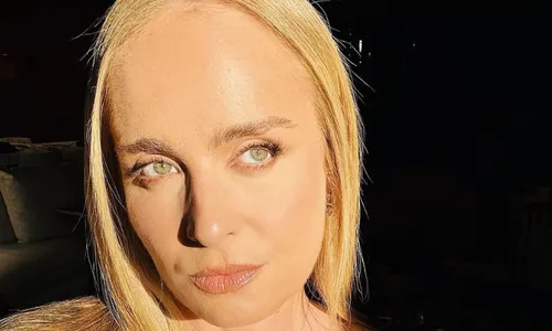 
          Imagem ilustrativa da imagem Em novo programa, Angélica revela que sofreu abuso: 'Não sabia o que era certo'
          