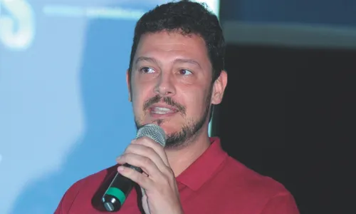 
          Imagem ilustrativa da imagem Escala 6x1: “Onda de demissões” é prevista, dizem empresário
          