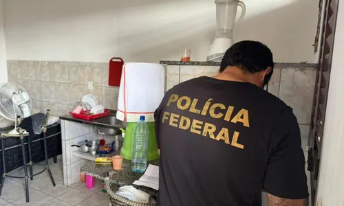 
          Imagem ilustrativa da imagem Estudante é preso pela PF no Recife por acusações de pedofilia e zoofilia
          