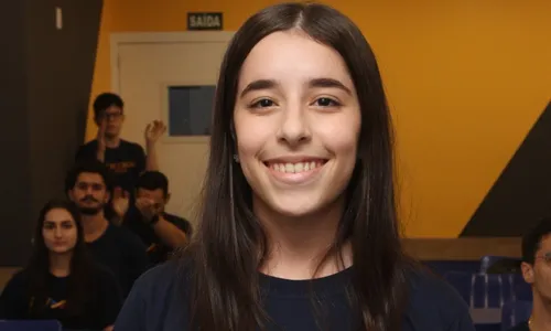 
          Imagem ilustrativa da imagem Estudantes na torcida após gabarito oficial do Enem
          