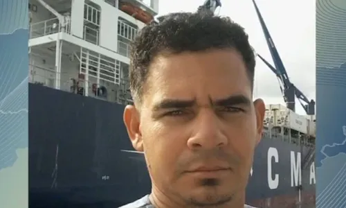 
          Imagem ilustrativa da imagem Família reconhece corpo de comandante desaparecido no naufrágio do navio Concórdia
          