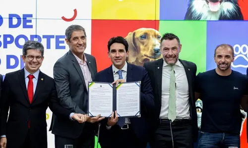 
          Imagem ilustrativa da imagem Governo anuncia novas regras para transporte aéreo de pets. Veja mudanças
          