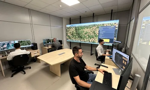 
          Imagem ilustrativa da imagem Governo do ES anuncia 200 satélites para monitorar incêndios
          