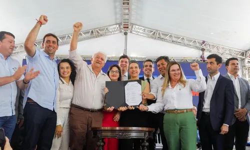 
          Imagem ilustrativa da imagem Governo estadual diz que faz maior investimento em estradas da história
          