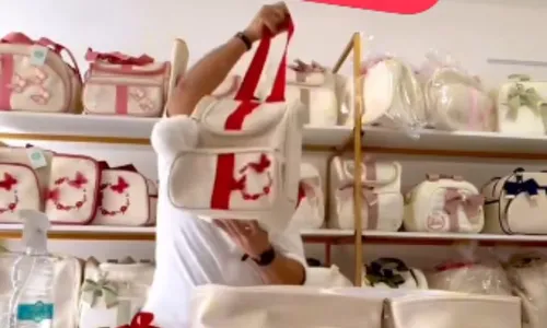 
          Imagem ilustrativa da imagem Grávidas denunciam golpe da loja Corujita Baby por não receberem móveis para bebês
          