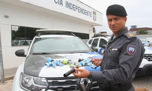 
          Imagem ilustrativa da imagem “Guerra” com arma de gel vira moda no ES e polícia faz alerta
          