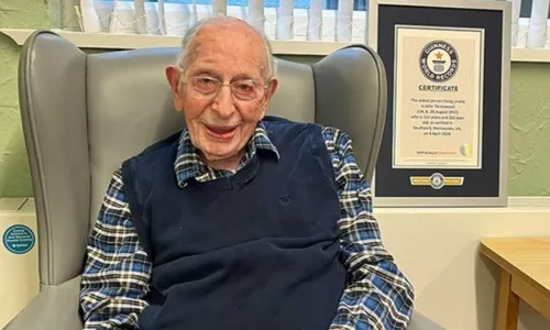 
          Imagem ilustrativa da imagem Homem mais velho do mundo morre aos 112 anos na Inglaterra
          