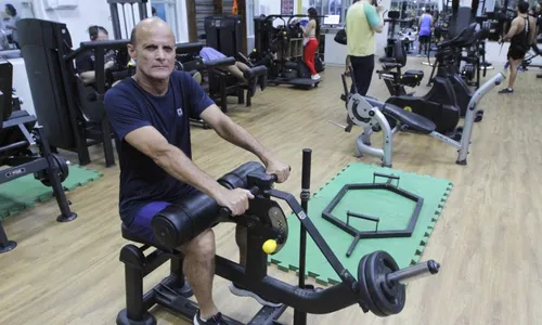 
          Imagem ilustrativa da imagem Idosos “invadem” as academias em busca de mais qualidade de vida
          