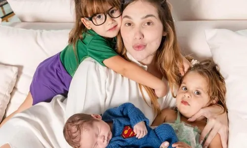 
          Imagem ilustrativa da imagem Implante usado por Virginia para evitar filho custa até R$ 2 mil
          