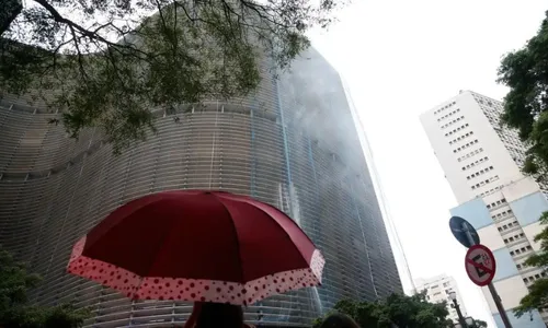 
          Imagem ilustrativa da imagem Incêndio atinge prédio do Copan e assusta moradores
          