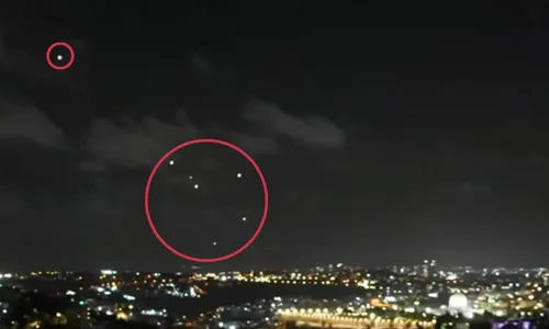 
          Imagem ilustrativa da imagem Irã lança mísseis contra Israel, e sirenes soam pelo país
          