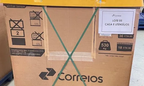 
          Imagem ilustrativa da imagem Leilão dos Correios tem lotes com fritadeira elétrica, roupas e livros
          