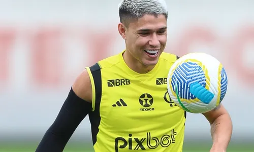 
          Imagem ilustrativa da imagem Luiz Araújo treina em campo e pode reforçar o Flamengo na final da Copa do Brasil
          