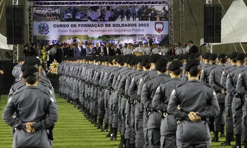 
          Imagem ilustrativa da imagem Mais 946 novos policiais nas ruas contra o crime
          