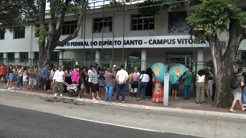 
          Imagem ilustrativa da imagem Mais de 1.500 candidatos faltaram à prova do Ifes
          