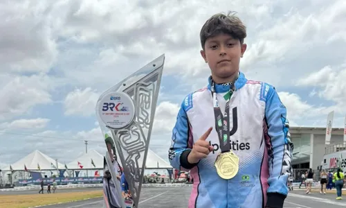 
          Imagem ilustrativa da imagem Mais experiente e de olho no tri do Estadual de Kart
          