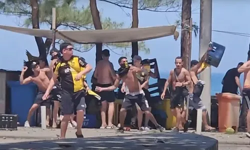 
          Imagem ilustrativa da imagem Ministro tenta vetar botafoguenses de irem a estádio em jogo contra Peñarol
          