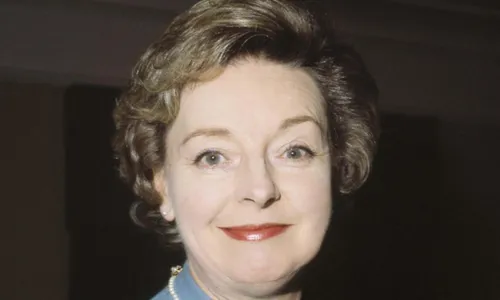 
          Imagem ilustrativa da imagem Morre Barbara Leigh-Hunt, atriz de 'Orgulho e Preconceito' e 'Frenesi', aos 88 anos
          