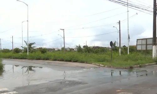 
          Imagem ilustrativa da imagem Motorista de aplicativo é amarrado e amordaçado durante assalto em Vila Velha
          