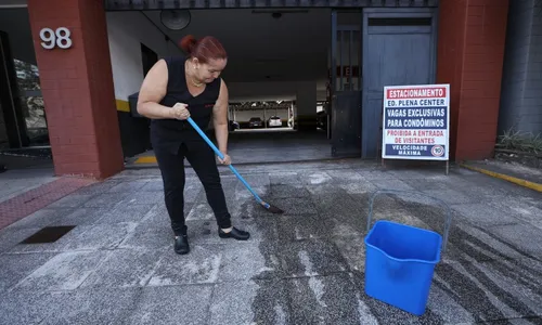 
          Imagem ilustrativa da imagem Multa de até R$ 5 mil para quem desperdiçar água no ES
          