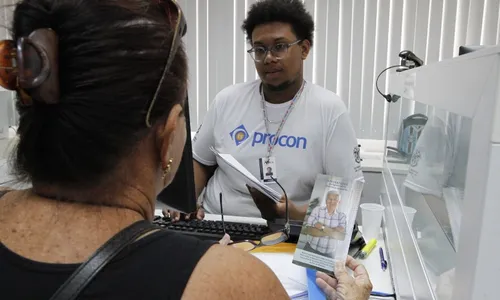 
          Imagem ilustrativa da imagem Mutirão no ES para ajudar idosos a pagar dívidas e evitar cobranças indevidas
          