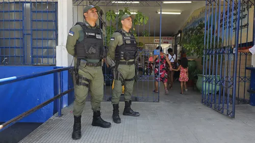 
          Imagem ilustrativa da imagem No 1º balanço do dia, SDS relata tranquilidade nas eleições no 2° turno do estado
          