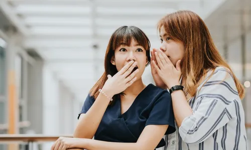 
          Imagem ilustrativa da imagem O seu hábito de fofocar
          