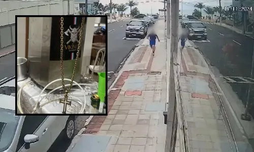 
          Imagem ilustrativa da imagem PM que trocou tiros com suspeito na Praia da Costa recupera cordão de R$ 80 mil
          