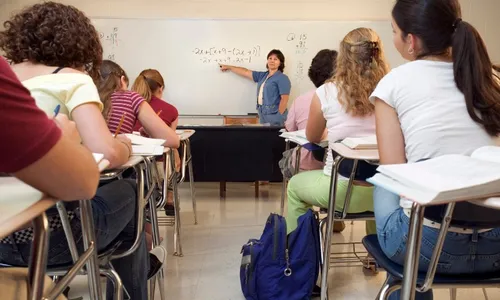 
          Imagem ilustrativa da imagem Pagamento do Pé-de-Meia a estudantes começa nesta segunda-feira. Veja calendário
          