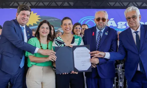 
          Imagem ilustrativa da imagem Pernambuco terá maior investimento em água da história, diz Raquel Lyra
          