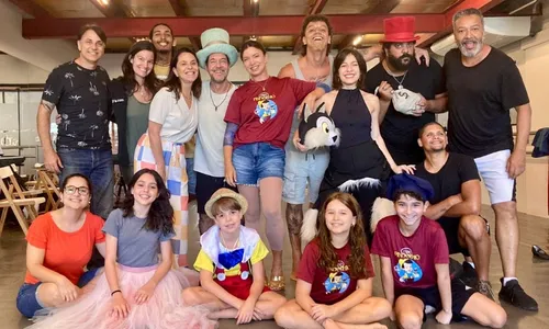 
          Imagem ilustrativa da imagem Pinóquio e  noite da Broadway nos palcos
          