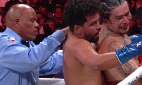 
          Imagem ilustrativa da imagem "Por US$ 500 mil, nunca mais", diz Whindersson Nunes após "sarrada" em luta de boxe
          