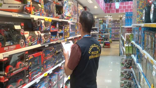 
          Imagem ilustrativa da imagem Procon aponta diferença de preço superior a 200% em presentes
          