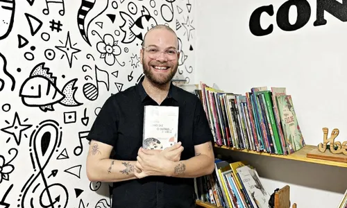 
          Imagem ilustrativa da imagem Professor é finalista em prêmio nacional de educação
          