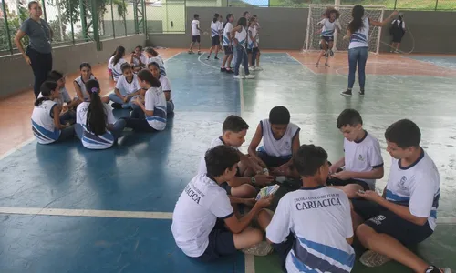 
          Imagem ilustrativa da imagem Proibição de celular até na hora do recreio vai à votação no ES
          